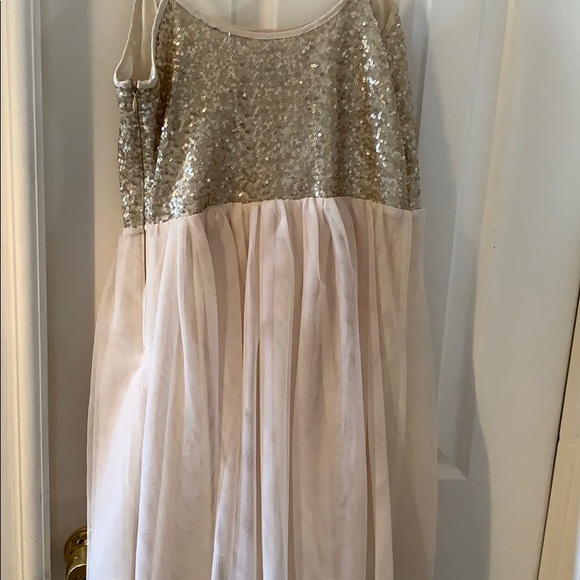 sequin and crepe dress - Picture 1 of 2